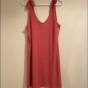 GAP. CORAL STRIPE. TANK DRESS. ☀️